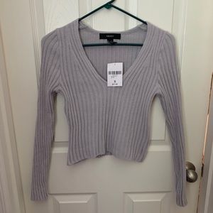 Forever 21 women’s fitted grey sweater